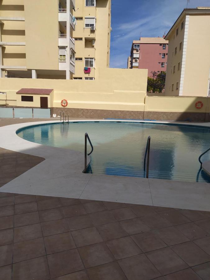 Piscina, Bar, Wifi, Fire Stick Amazon, Playa, 5 Min Centro - Excepcional Apartamento Torremolinos