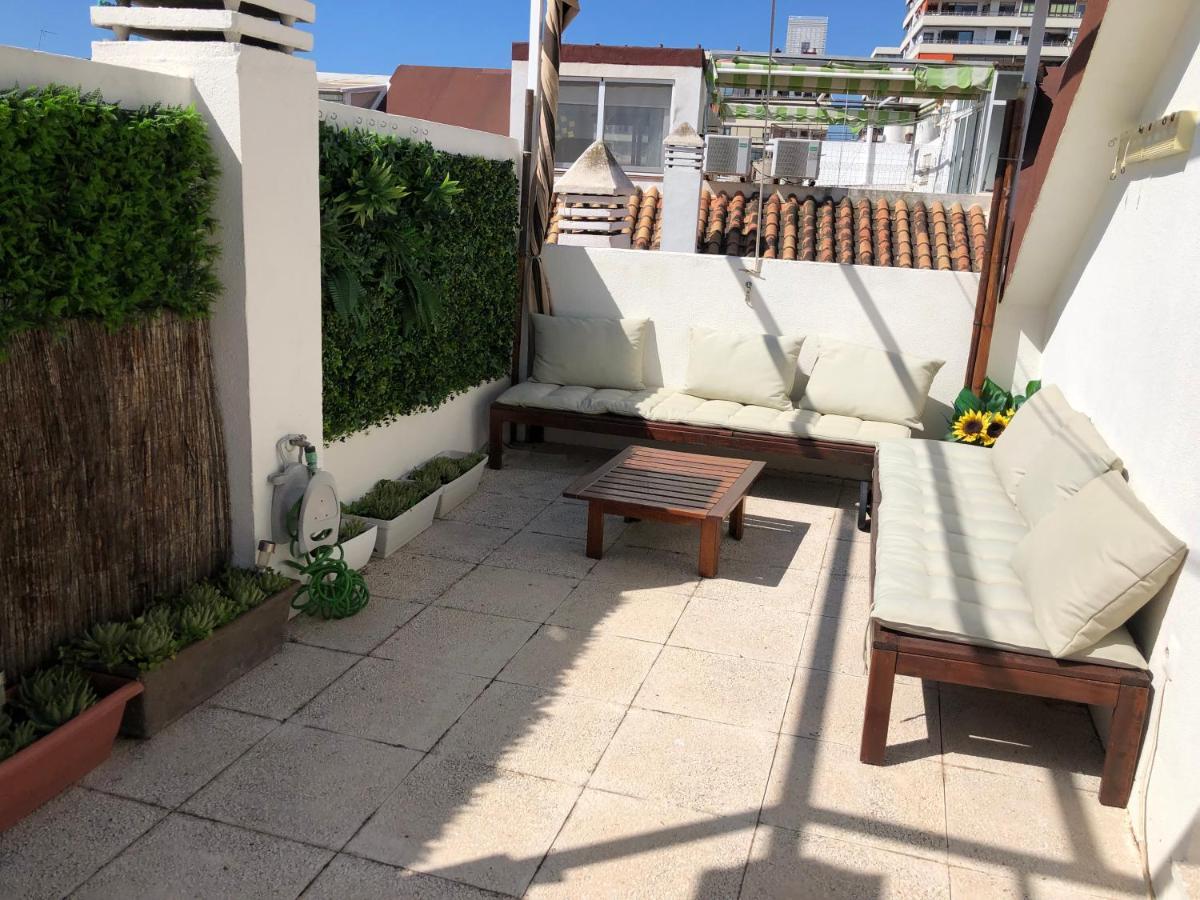 El Cortijuelo. Magnificent Triplex Terraced House With Rooftop Of 18m2, Overlooking The Sea. Parking *