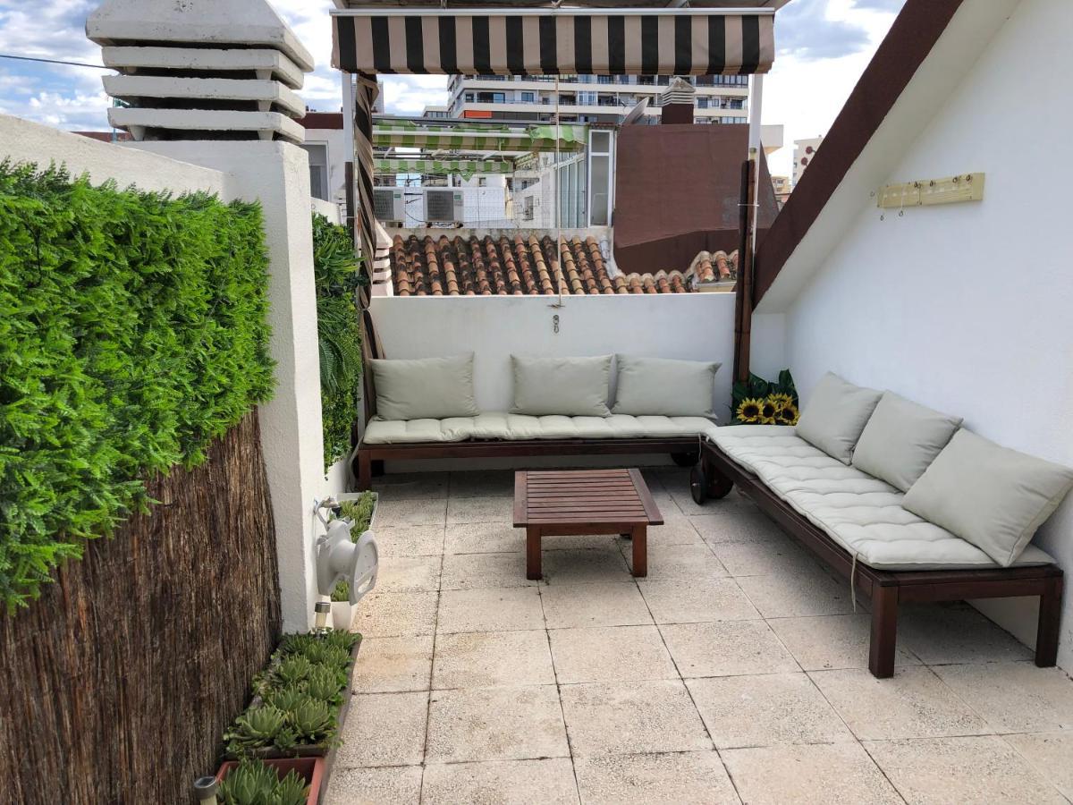 El Cortijuelo. Magnificent Triplex Terraced House With Rooftop Of 18m2, Overlooking The Sea. Parking *