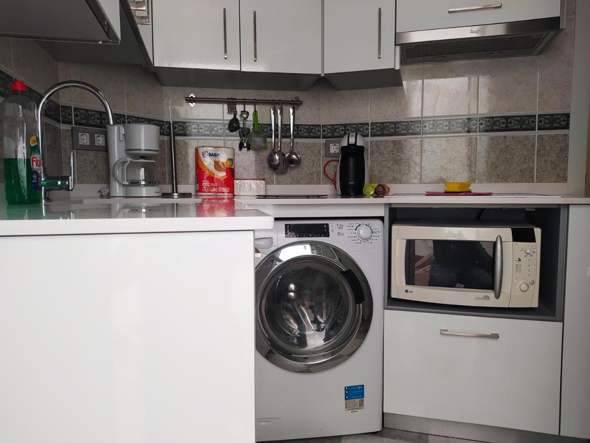 Apartment La Carihuela, 1ª Linea, Playa, Fire Stick Amazon, Parking, 2 Dorm, 5 Pers