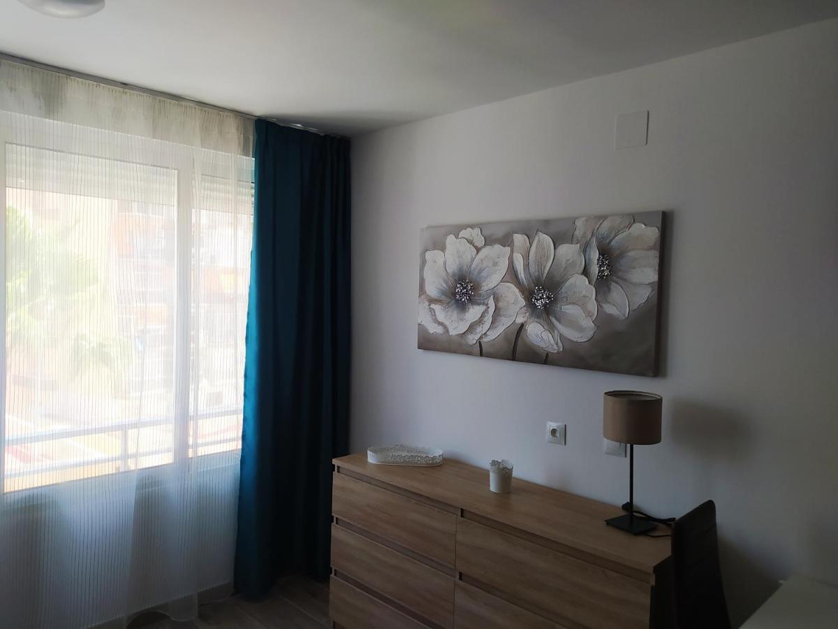 Recién Reformado, Fire Stick Amazon, Wifi, 2 Pers, Céntrico, 20 M Playa Torremolinos