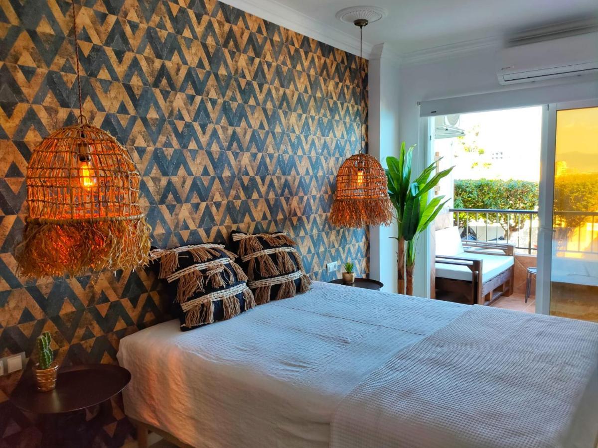 New Fabulous Beachfront Apartment Torremolinos