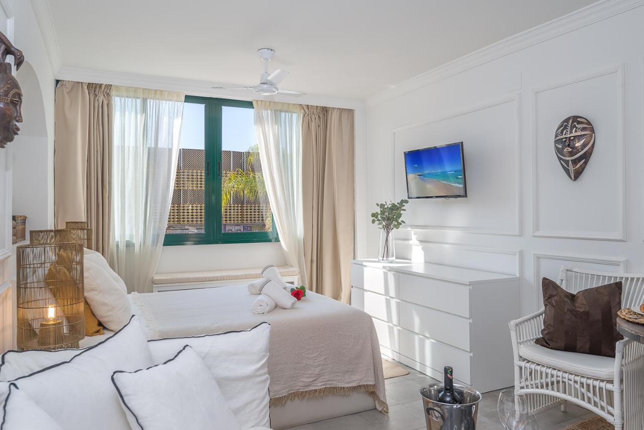 Apartment Bianca Chic - Carihuela At 300m Torremolinos