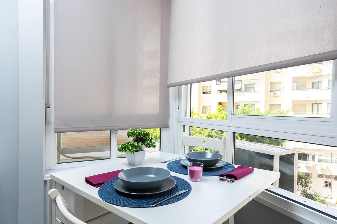 Piscinas - Wifi - Fire Stick Amazon - 10 Min Playa - 5 Min Centro - Recien Reformado Apartment *