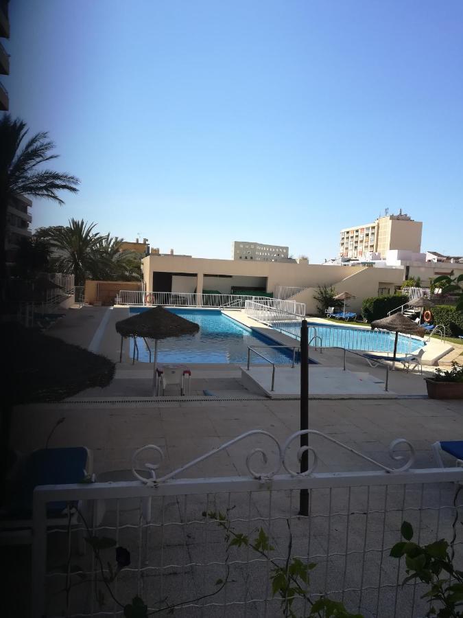 2 Dormitorios, 5 Personas, Piscinas, 10 Min Playa, Plaza La Nogalera Apartamento Torremolinos