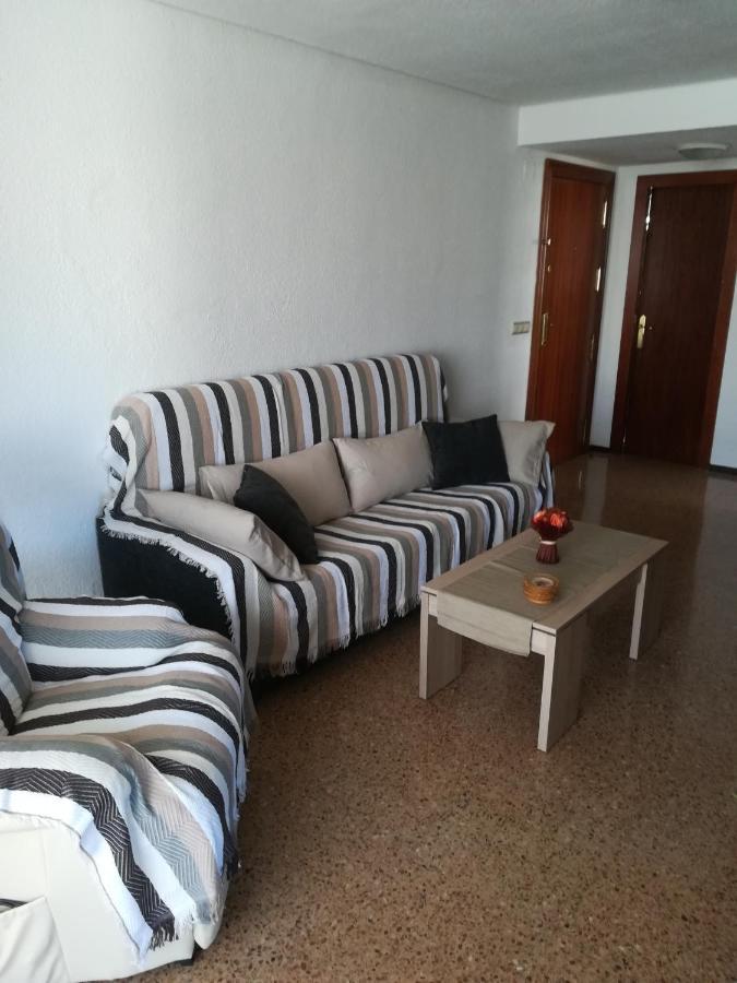 Apartamento 2 Dormitorios, 5 Personas, Piscinas, 10 Min Playa, Plaza La Nogalera