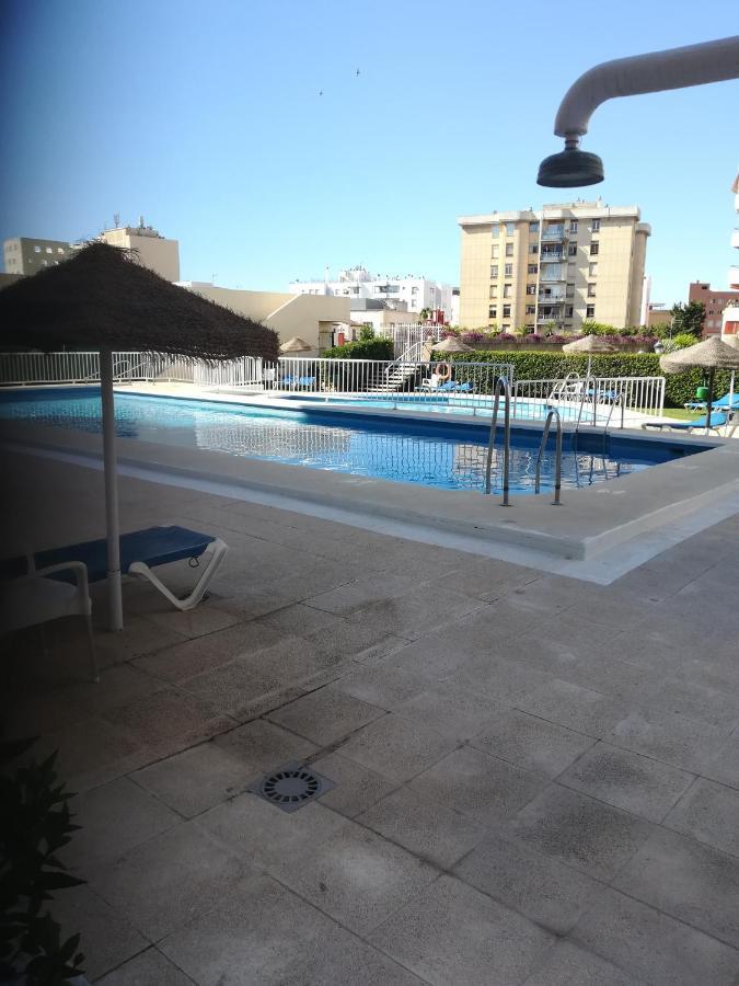 2 Dormitorios, 5 Personas, Piscinas, 10 Min Playa, Plaza La Nogalera Torremolinos