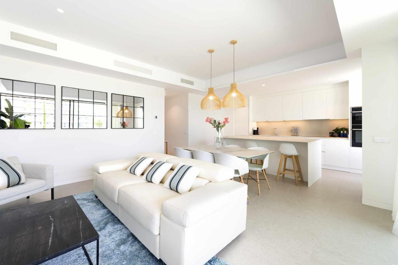Espectacular Bajo Con Jardin En 1ª Linea De Playa Apartment