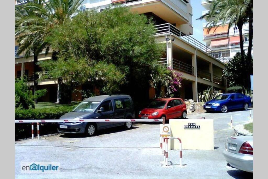 Apartment 42 Eurosol, A 5 Min Carihuela
