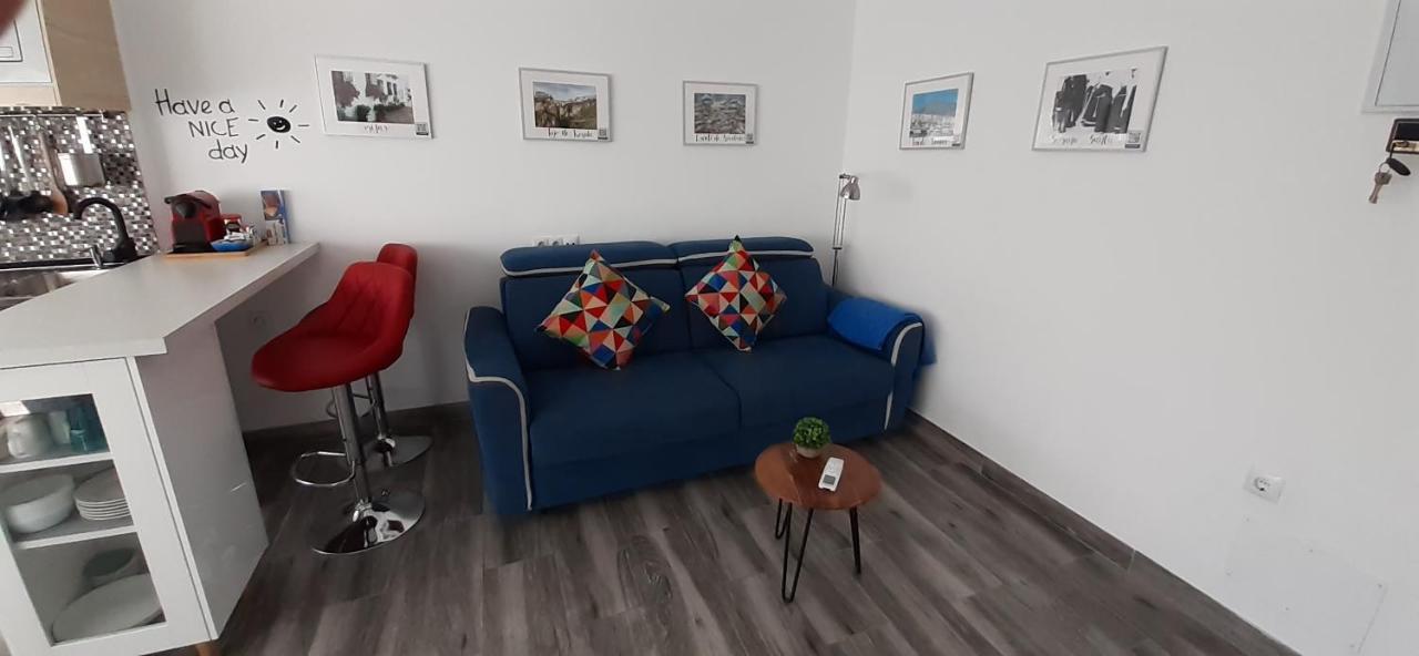 Torremolinos Suite Apartment *