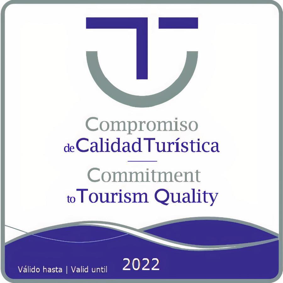 Holidays2torremolinos De 3 Con Terraza Y Piscina Comunitaria Torremolinos