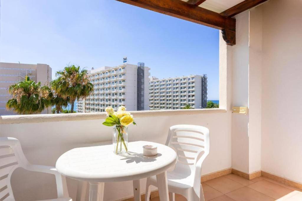 Carihuela Front Apartment Torremolinos