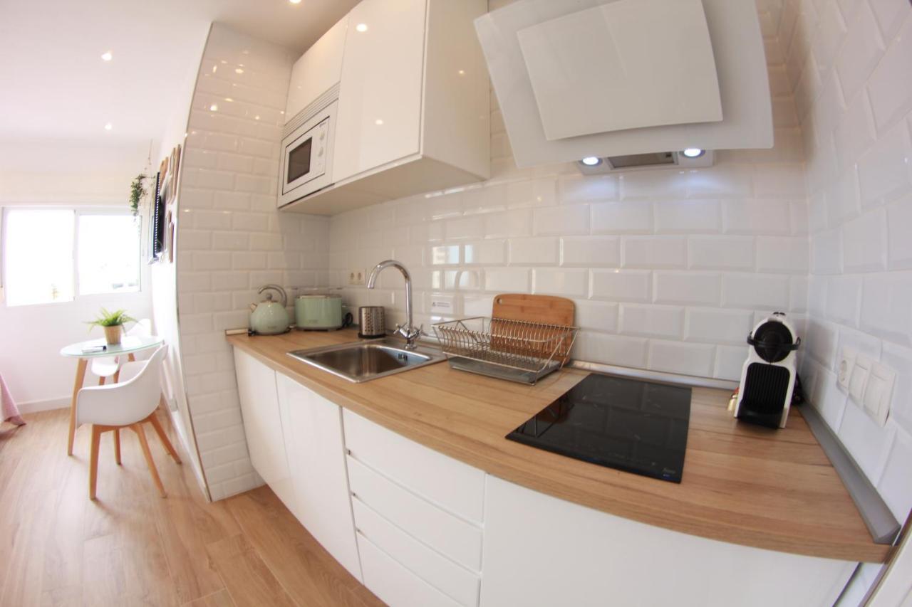 Appartement 25m² Appartement, Met 1 Privé Badkamer In Stadscentrum Torremolinos