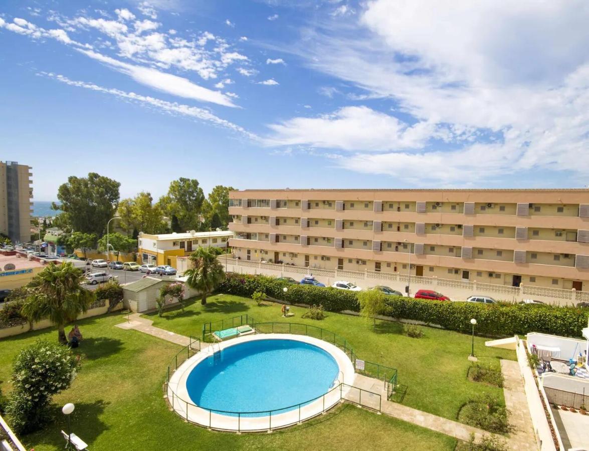Seaside Serenity: With Pool And Views Torremolinos