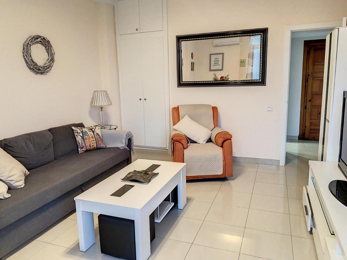 Apartment Con Piscina