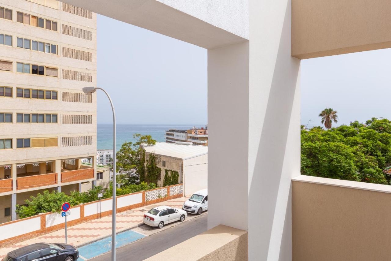Terraza Del Mar: Apartamento Con Terraza Y Piscina Apartment *