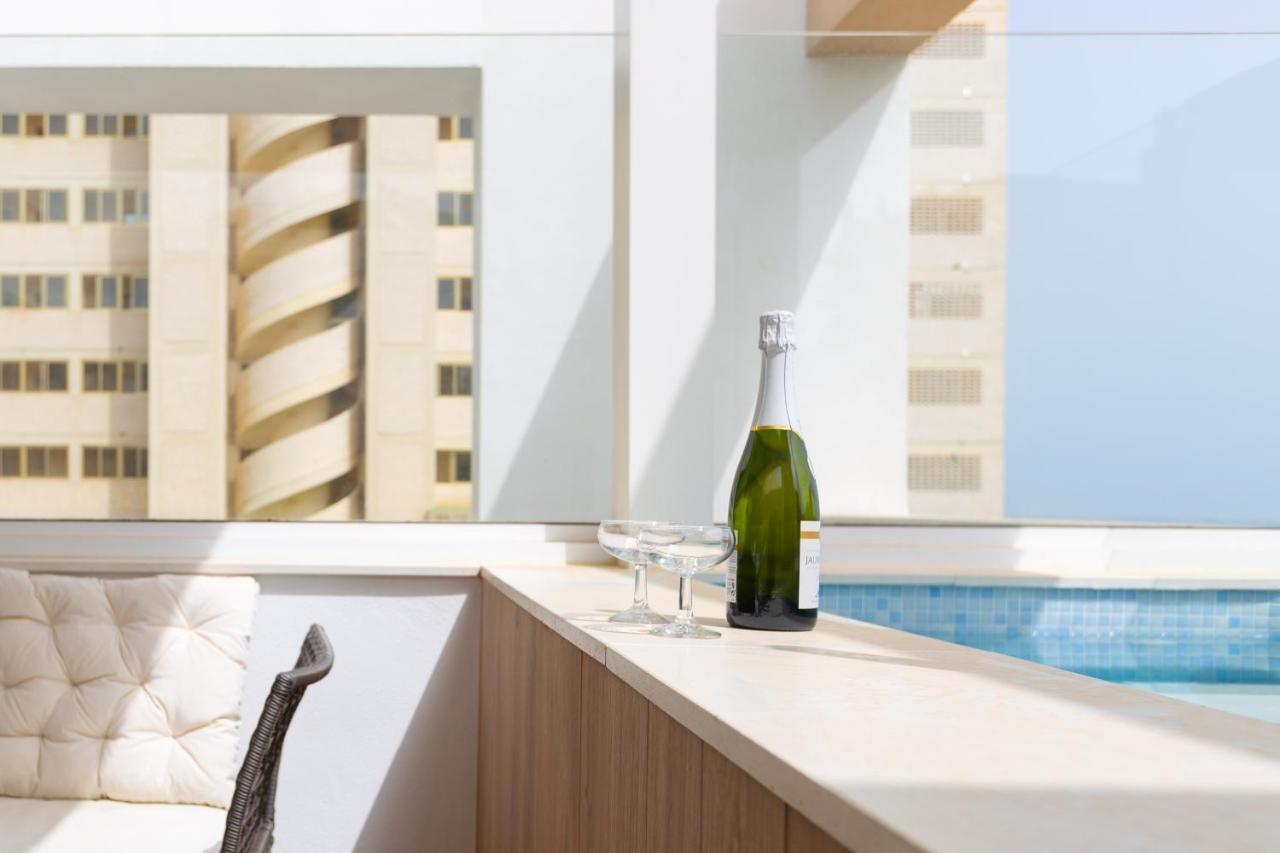 Terraza Del Mar: Apartamento Con Terraza Y Piscina