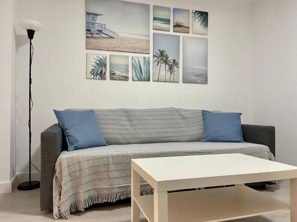 Apartment Arenas De La Carihuela
