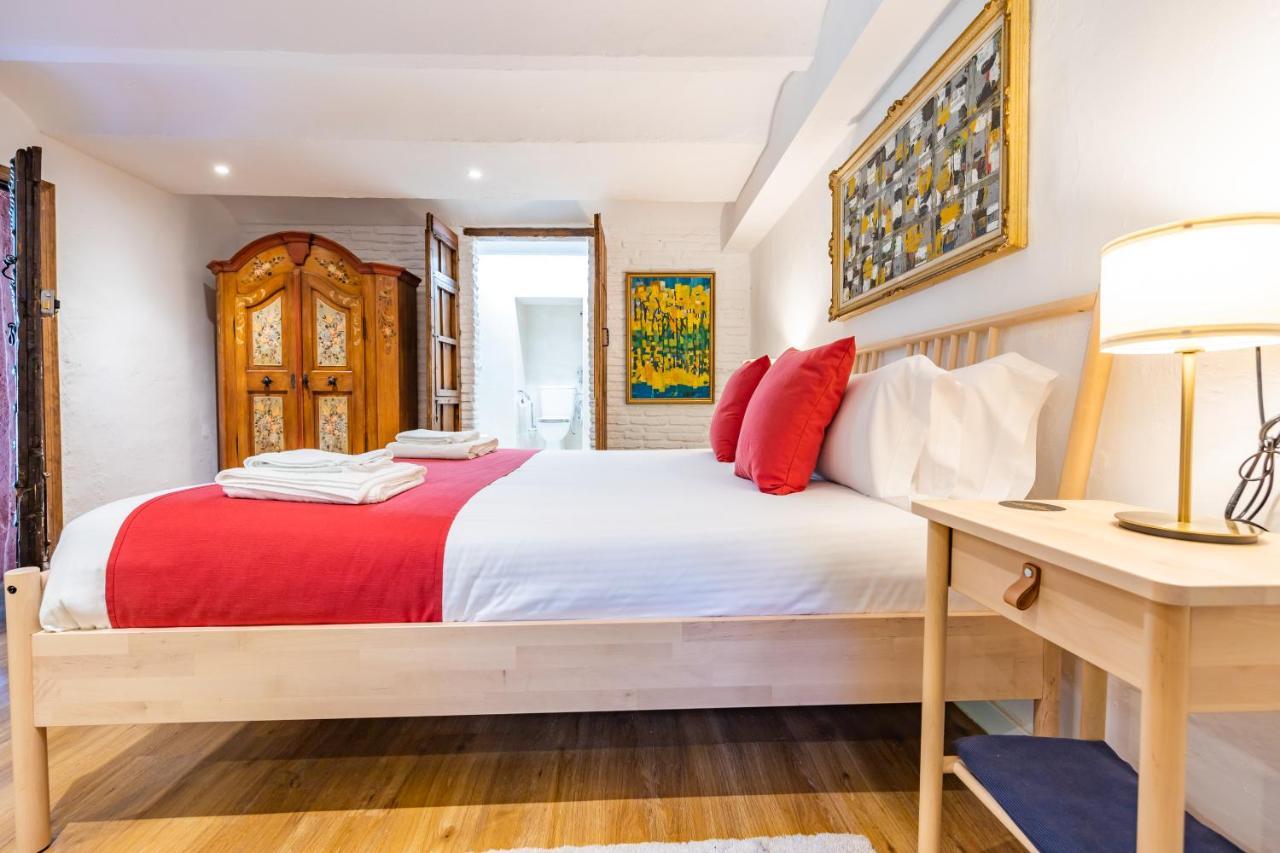 Casa Paraiso Boutique Bed & Breakfast