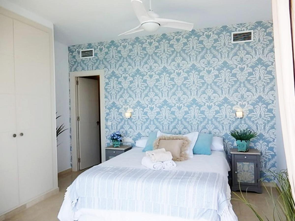 Santa Clara Cornisa Apartment Torremolinos