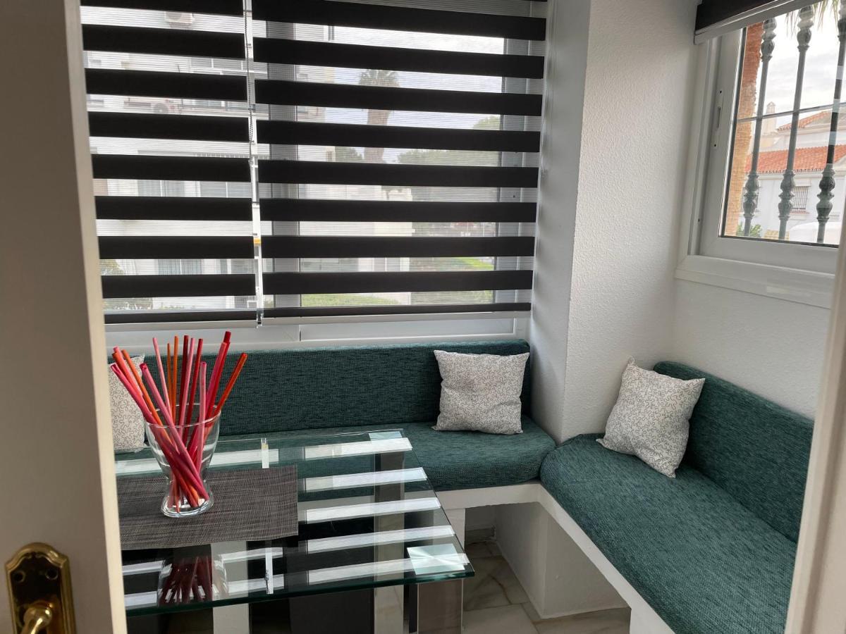 Apartment En Con Piscina