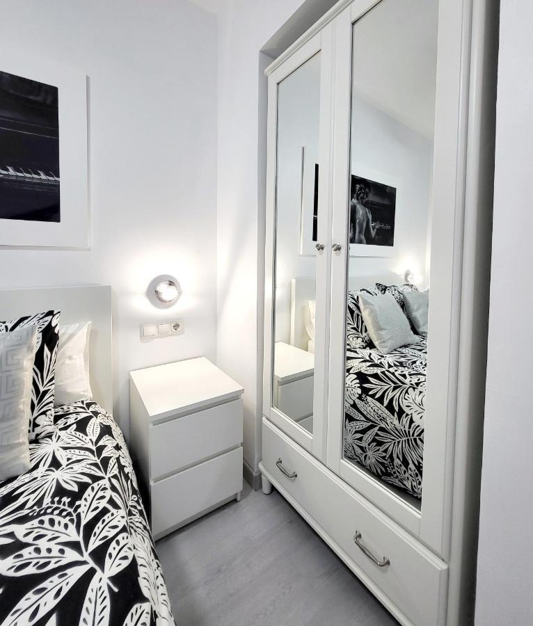 Le Luxe Au Soleil Face A La *