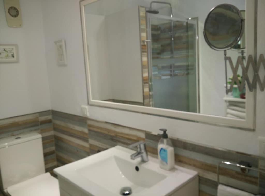 Apartment Cristal, Centrico, Luminoso, Amplio, 3 Torremolinos