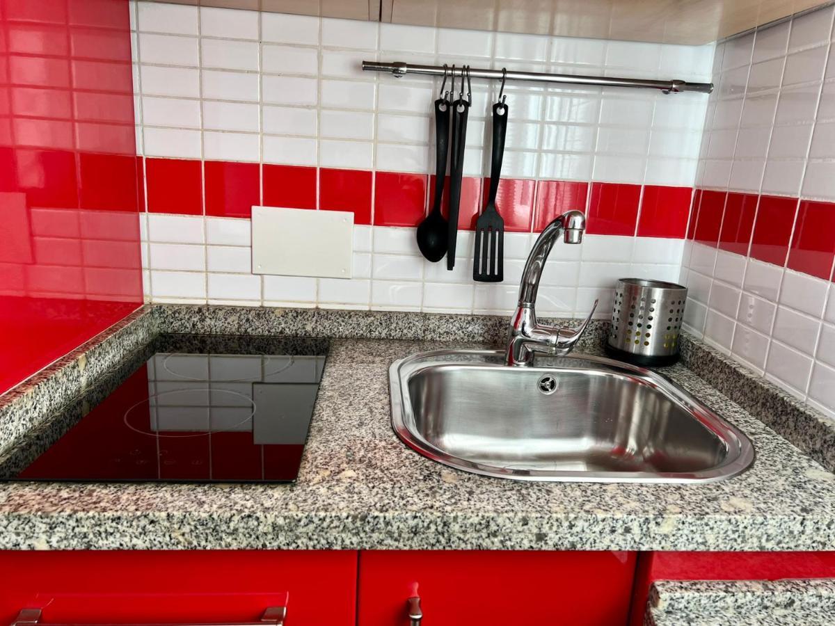 Begona Studio 221 *