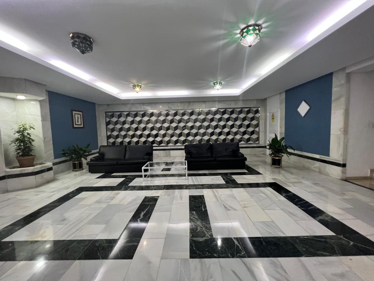Apartamento Tropical Con Piscina Cerca De La Playa Torremolinos