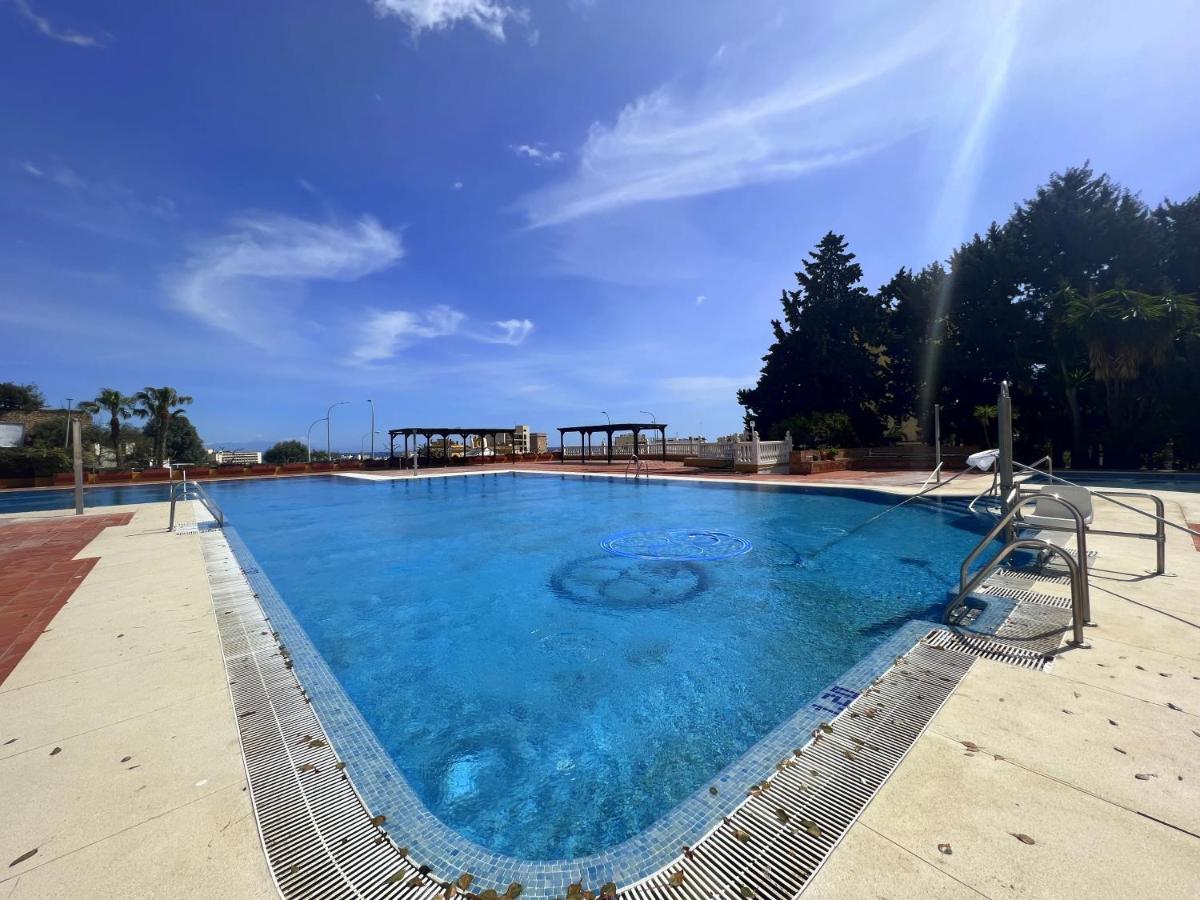 Apartamento Tropical Con Piscina Cerca De La Playa