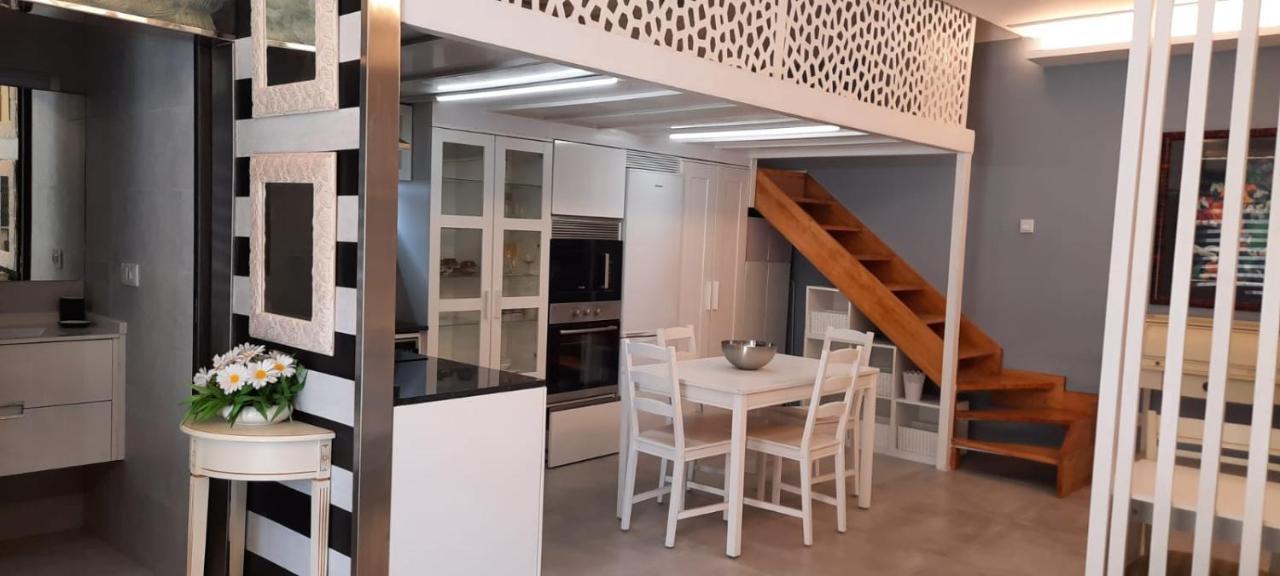Verdiales Loft Apartment *