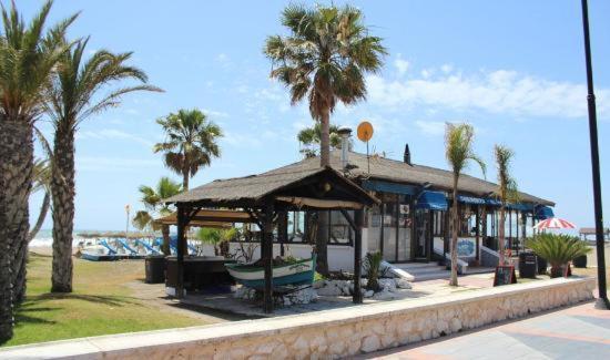 Apartamento en Los Alamos Beach