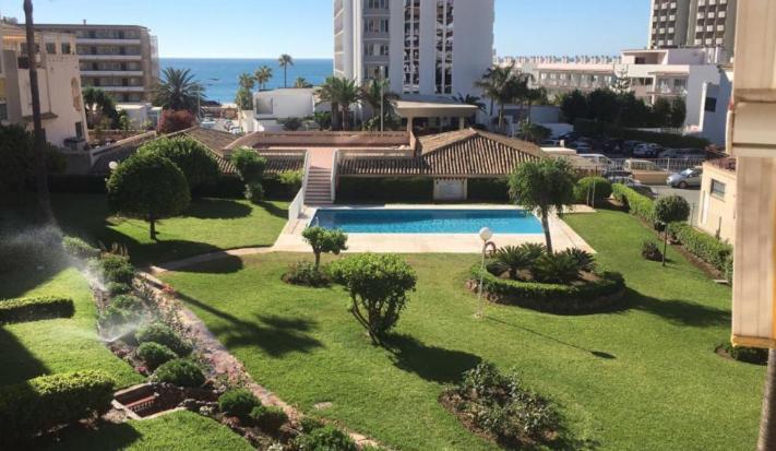 Carihuela Un Dormitorio Junto Al Mar