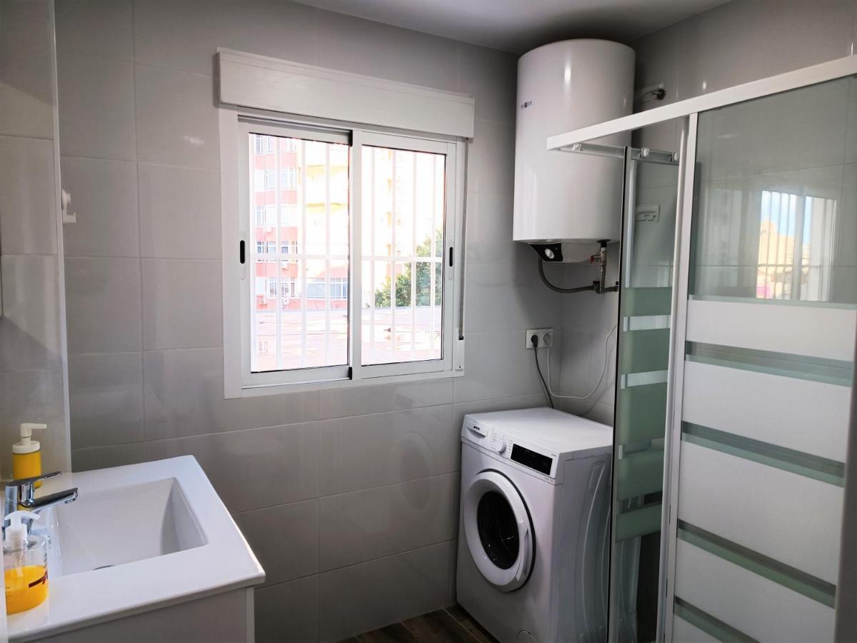 Apartment Nuevo Estudio, Reformado, Wifi, Fire Stick Amazon, Centro *