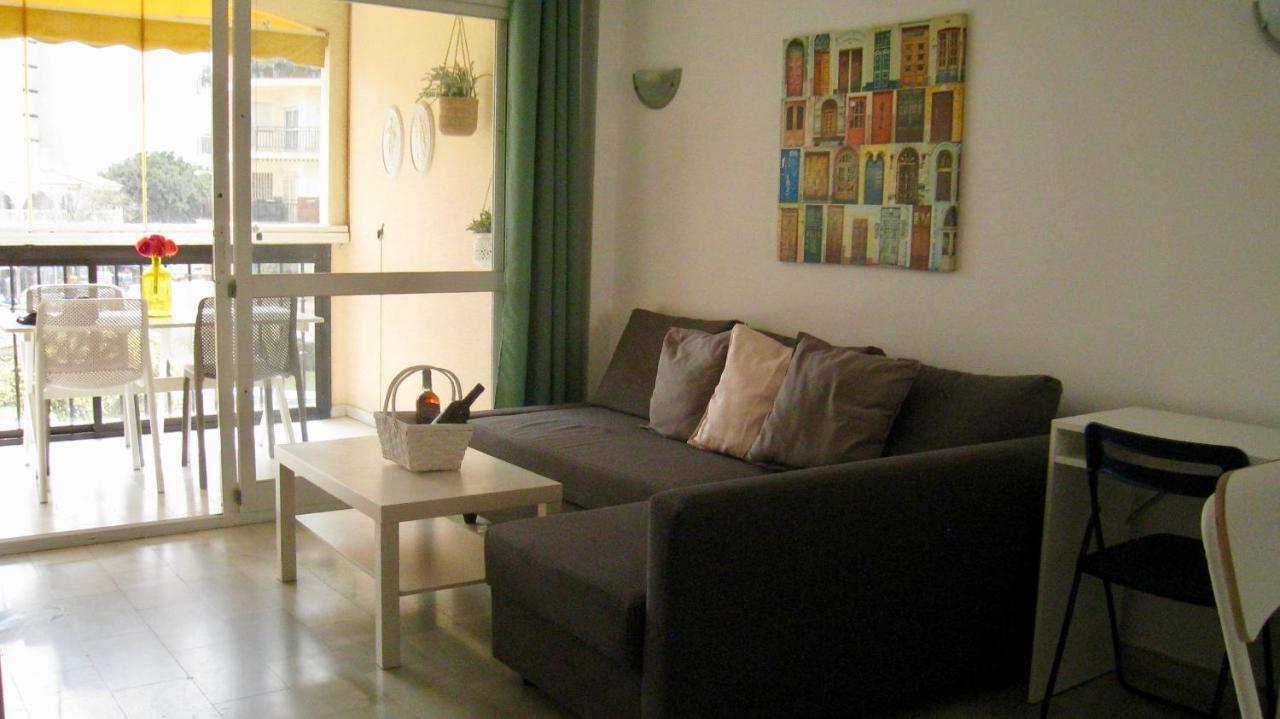 Carihuela Un Dormitorio Junto Al Mar * Torremolinos