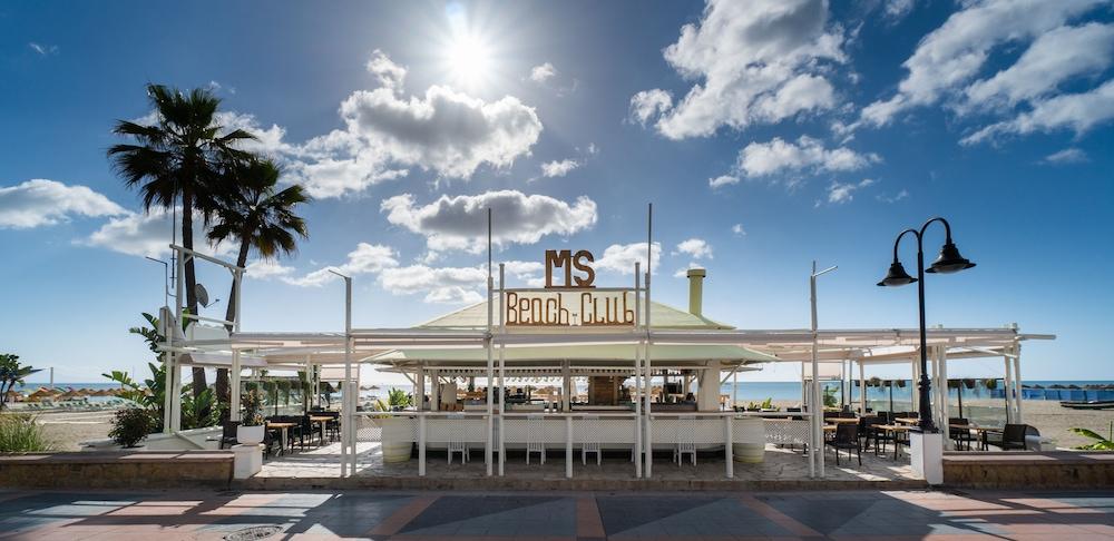 Ms Tropicana