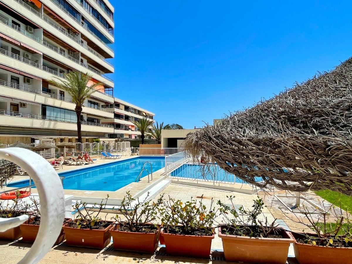 Modern Place City & Beachlife In Heart Of By Solrentspain *