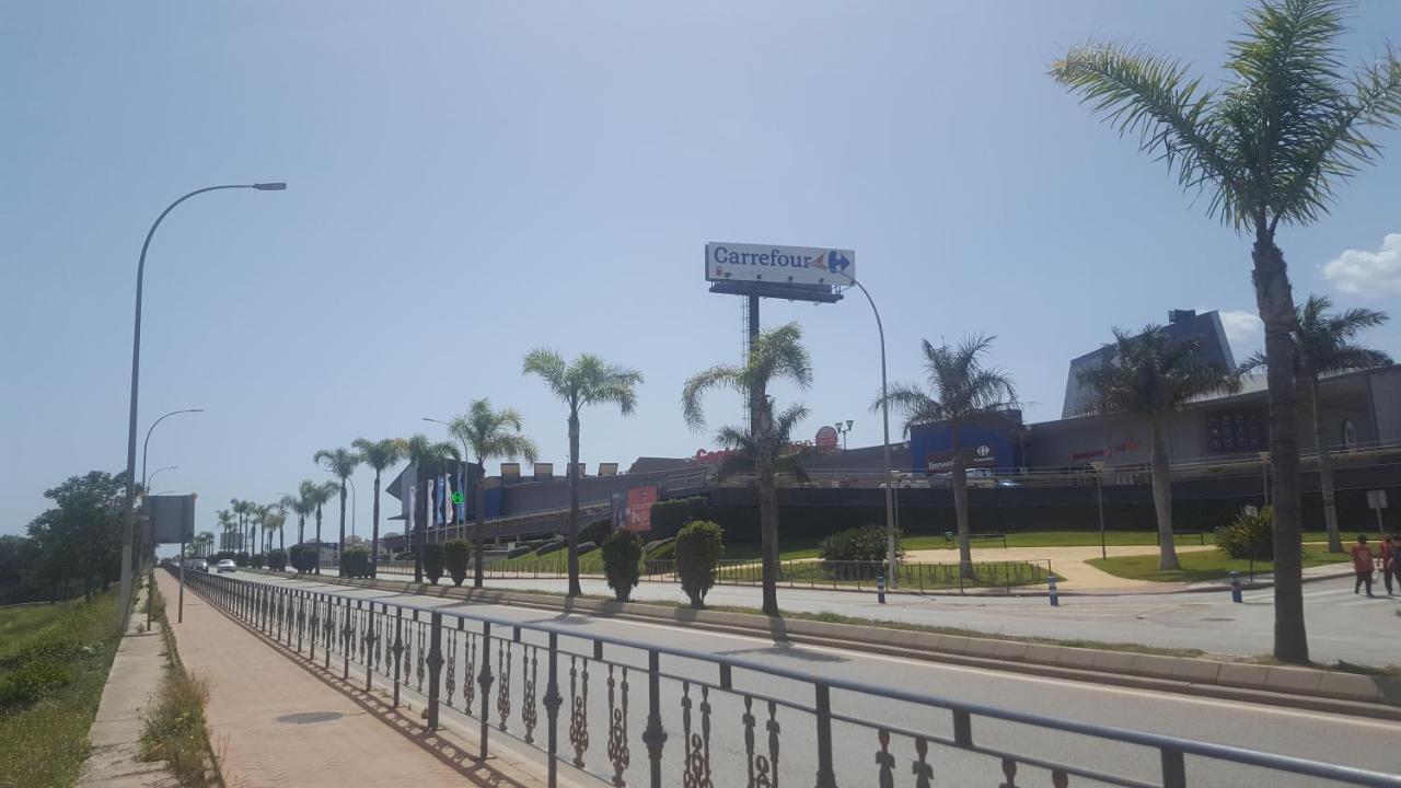 Semi-detached Adosado Con Encanto -130 M2 - Wifi 600 Mb - Piscina Comunitaria - Patio Privado Apartment Torremolinos