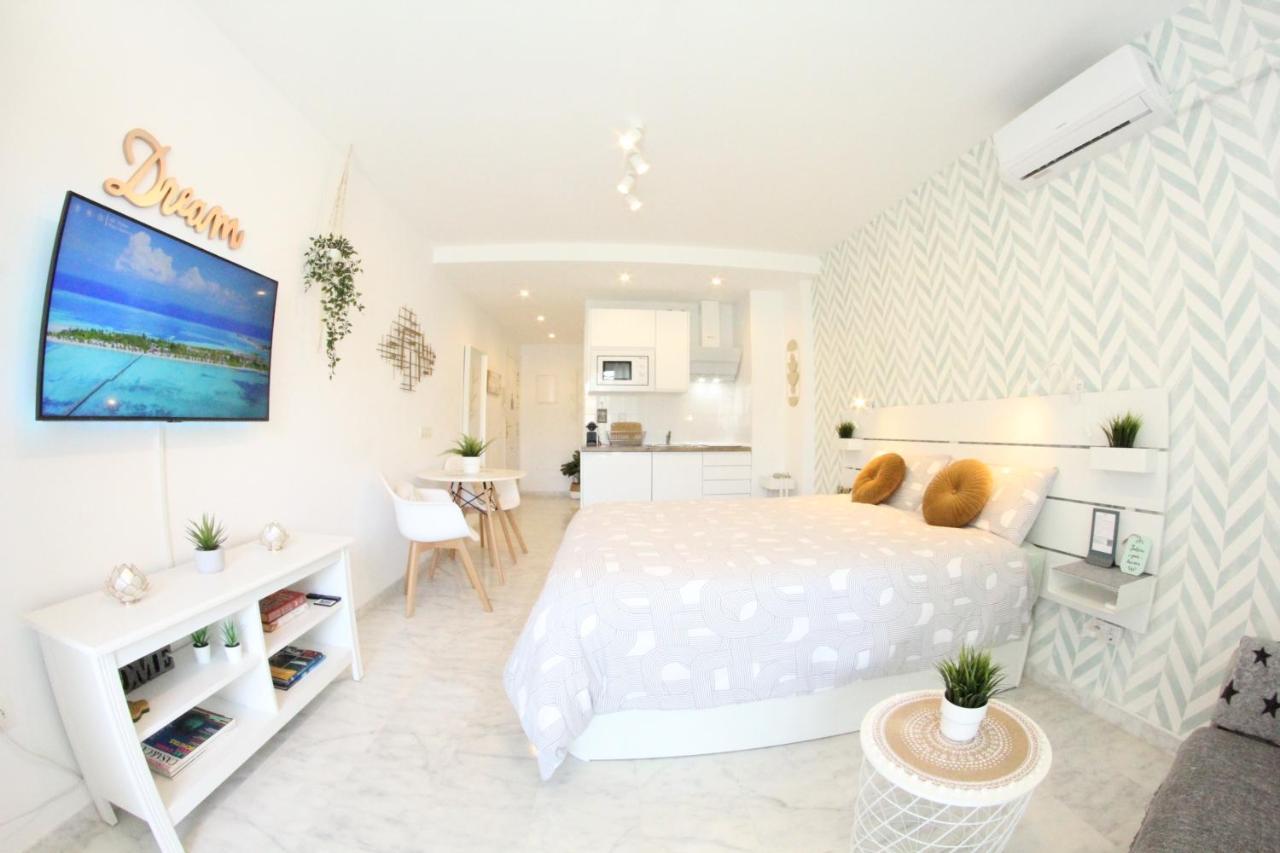 - New Central Studio Plata With Balcony Torremolinos
