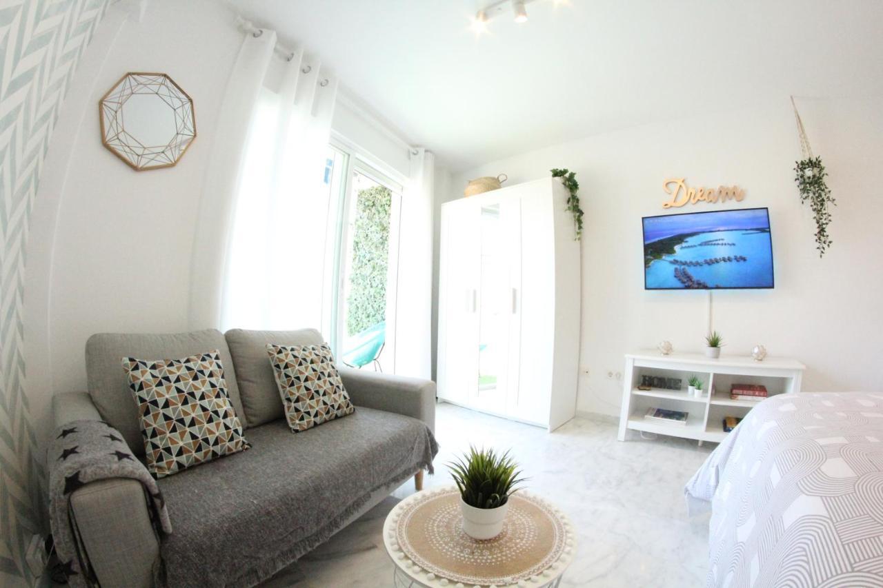 - New Central Studio Plata With Balcony * Torremolinos