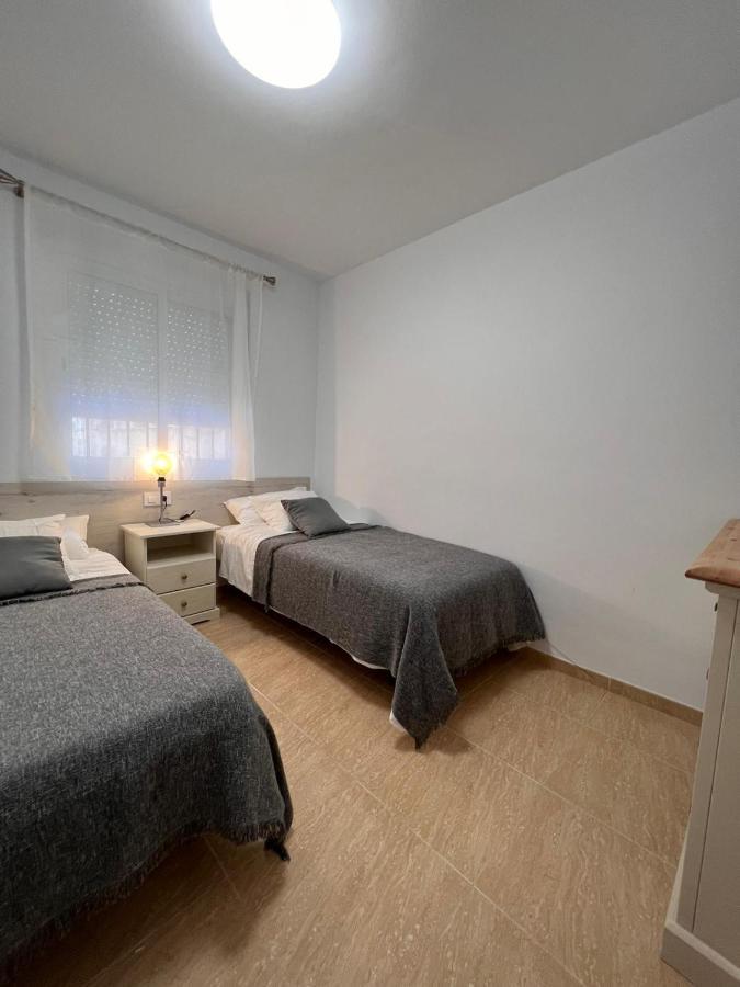 Centro - Beautiful , Newly Renovated 2 Bedroom Apartamento *