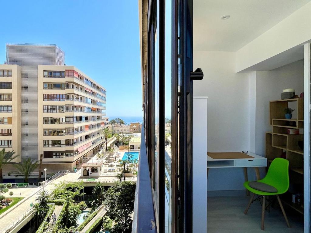 Modern Place City & Beachlife In Heart Of By Solrentspain Torremolinos