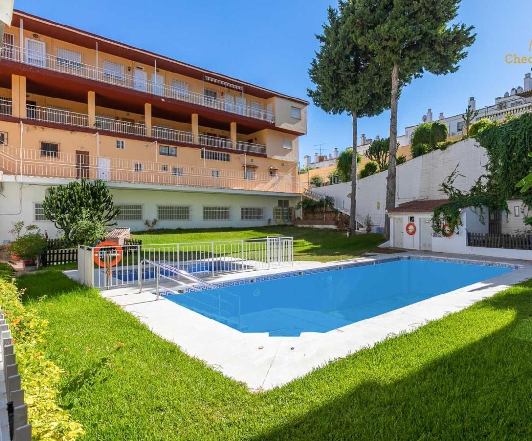 El Oasis-torremolinos