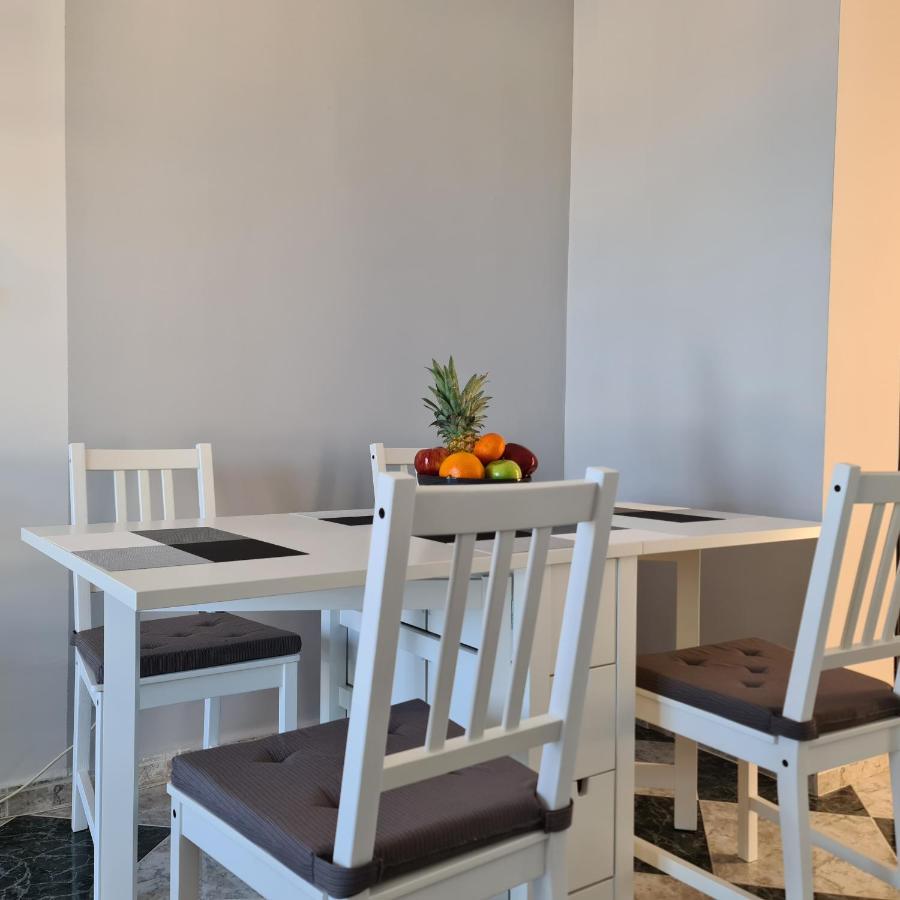 Sun & Sea Apartment
