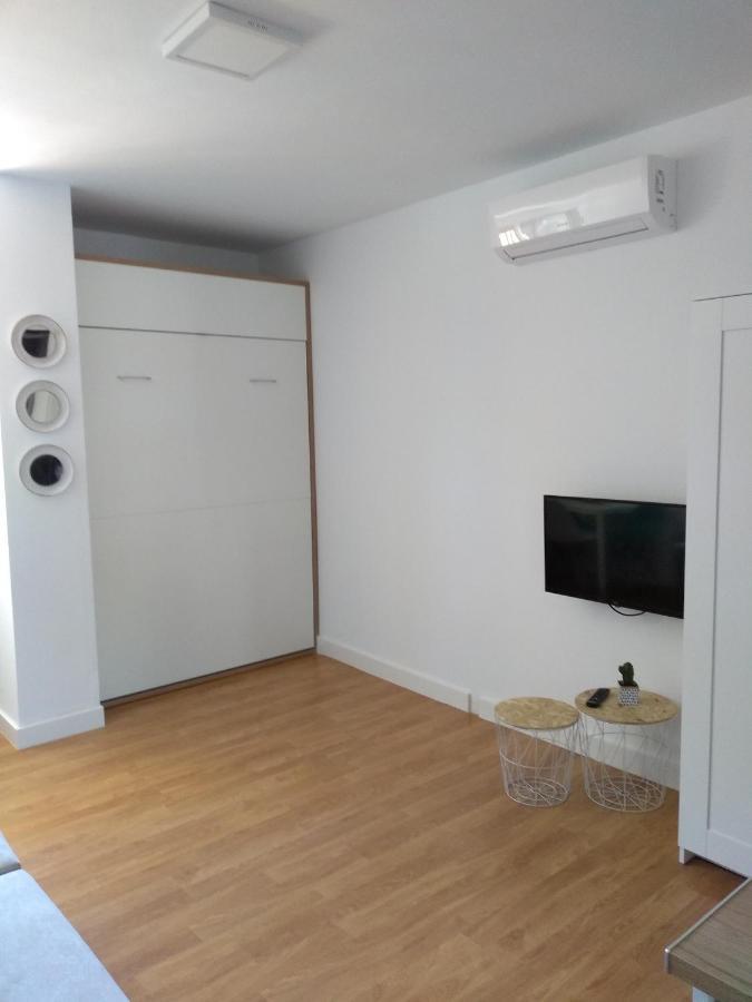 Nueva Carihuela 59 *