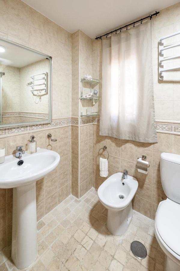 Apartment Cozy 2 Bedroom On Rincon Dorado- Air Conditioning, Netflix, Roku Tv Torremolinos