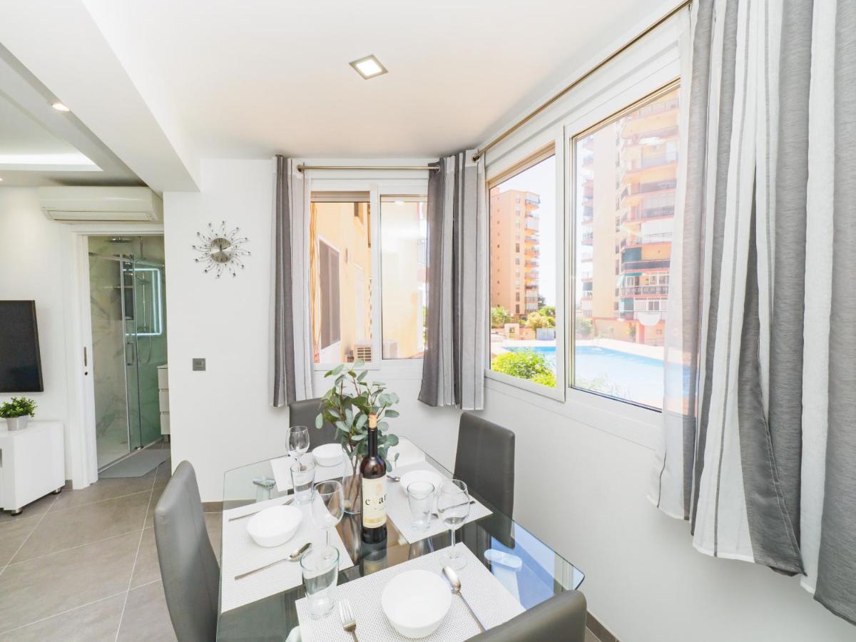 Cubo's Tower Of London Apartment Torremolinos