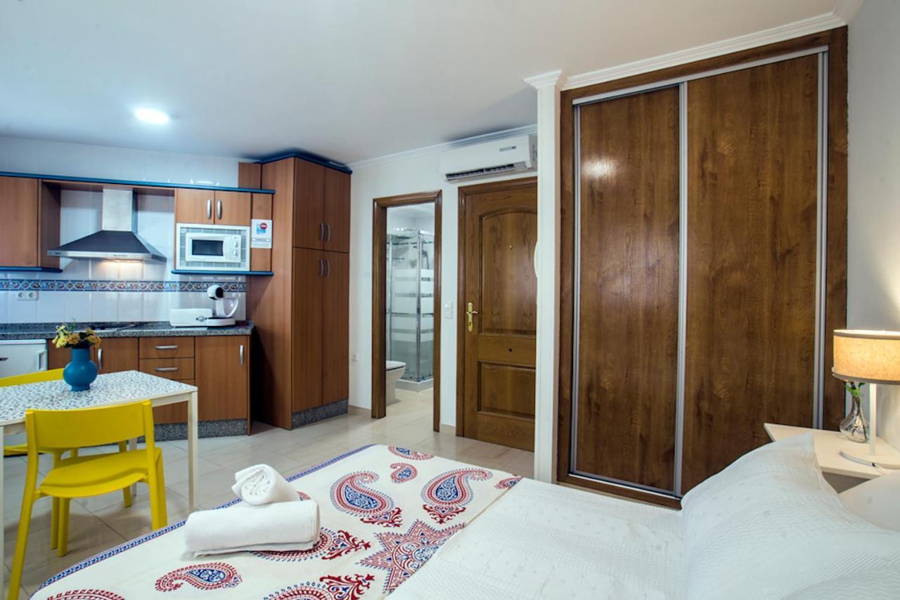 Holidays2torremolinos Bajondillo Super High Speed Wifi & 50m Beach (adults Only) * Torremolinos