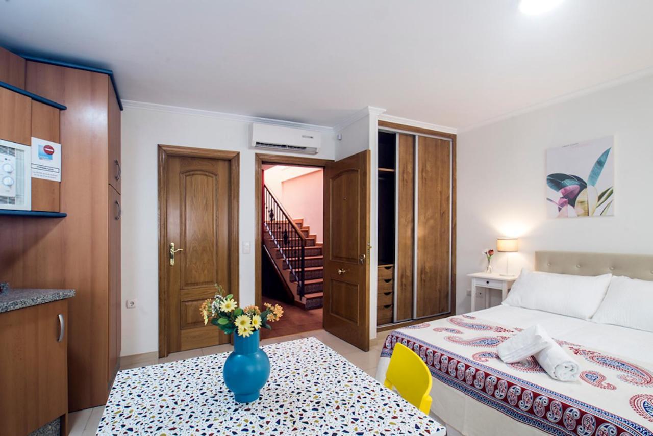 Holidays2torremolinos Bajondillo Super High Speed Wifi & 50m Beach (adults Only) Appartement Torremolinos
