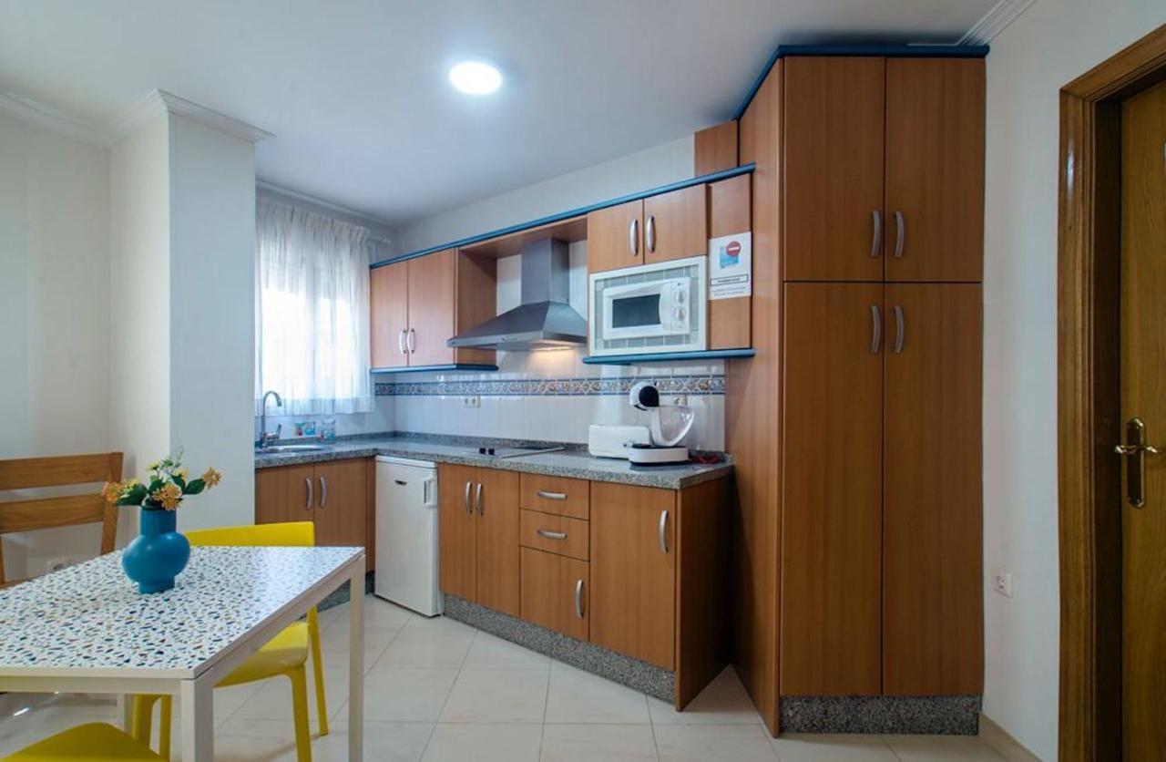 Holidays2torremolinos Bajondillo Super High Speed Wifi & 50m Beach (adults Only) Appartement Torremolinos